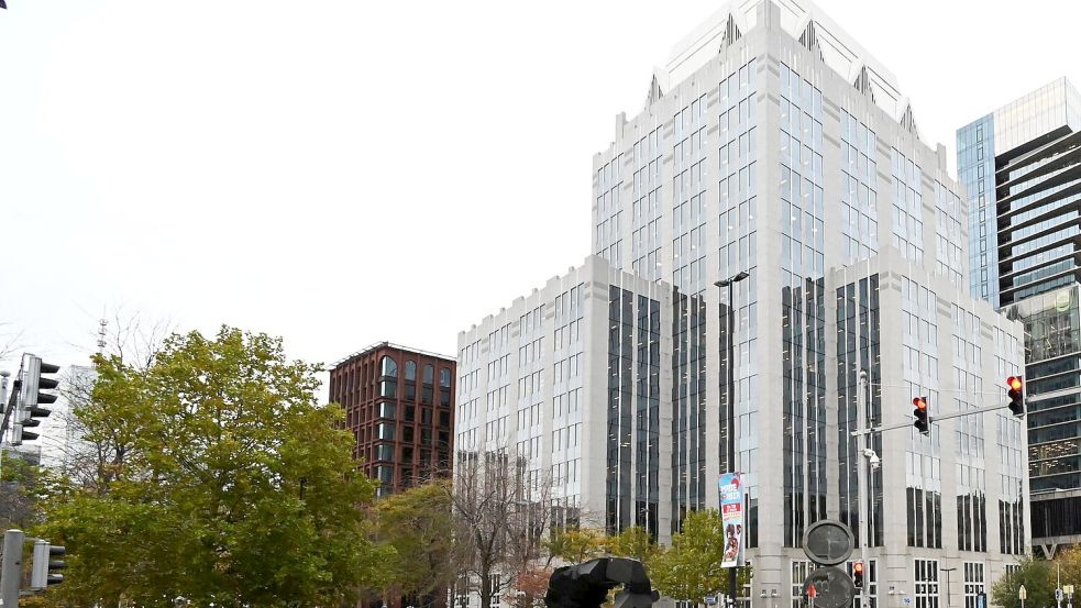 Belgien fürchtete um die Existenz von Euroclear. Bei dem sogenannten Zentralverwahrer wurden nach Sanktionsentscheidungen der Europäischen Union Vermögenswerte der russischen Zentralbank im dreistelligen Milliardenwert immobilisiert. (Archivbild) Foto: Ansgar Haase/dpa