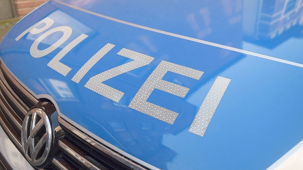 Die Polizei sucht Zeugen des Vorfalls in Emden. Symbolfoto: Pixabay