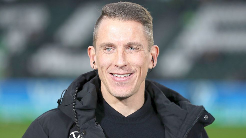 Daniel Bauer freut sich über seine Beförderung beim VfL Wolfsburg. Foto: Darius Simka
