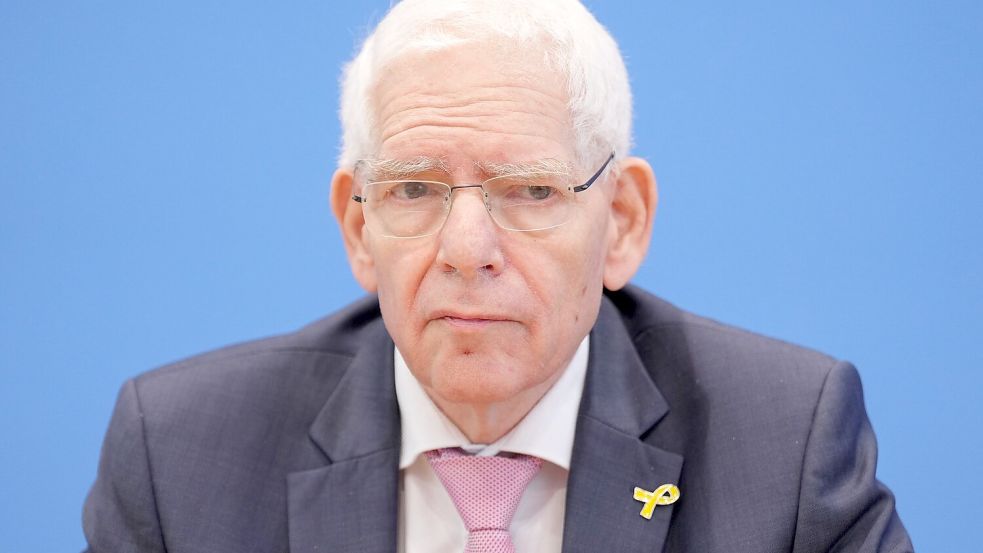 Zentralratspräsident Josef Schuster beobachtet eine Gewöhnung an Antisemitismus in Deutschland. (Archivbild) Foto: Soeren Stache