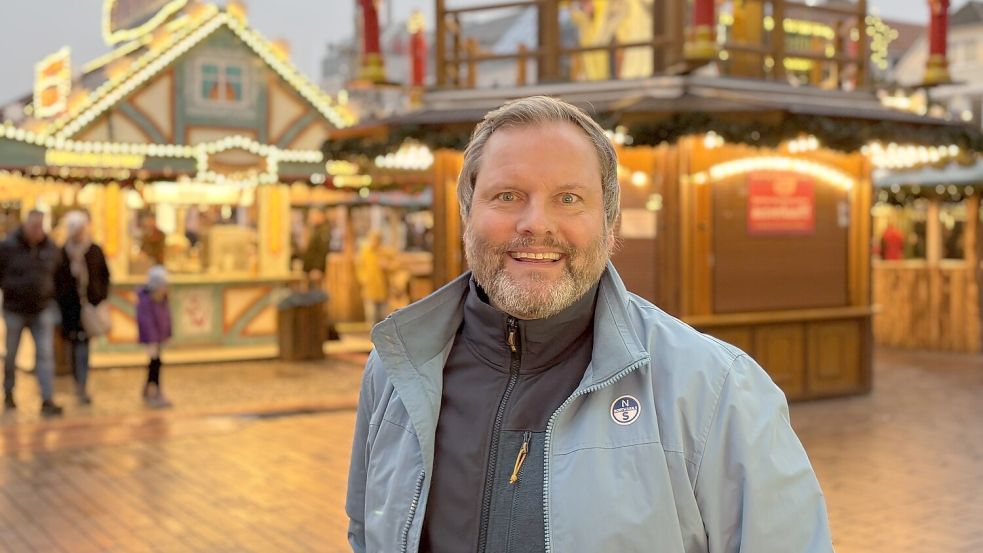 Der Vorsitzende des Kaufmännischen Vereins, Udo Hippen, sieht in dem schnellen Abverkauf positive Zeichen, aber auch eine negative Seite. Foto: Lasse Paulsen