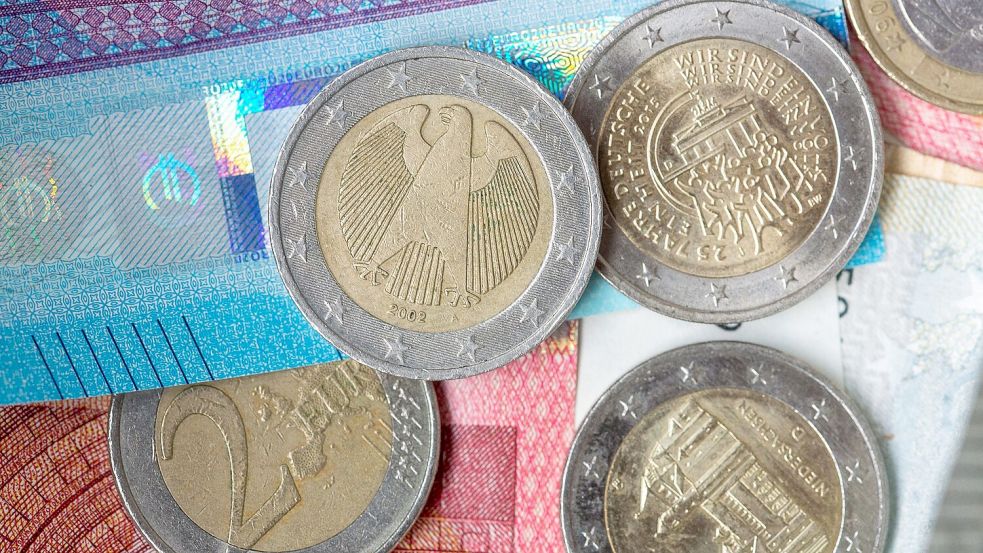 Bulgarien ersetzt die bisherige Landeswährung Lew ab 2026 mit dem Euro. (Symbolbild) Foto: Fernando Gutierrez-Juarez/dpa