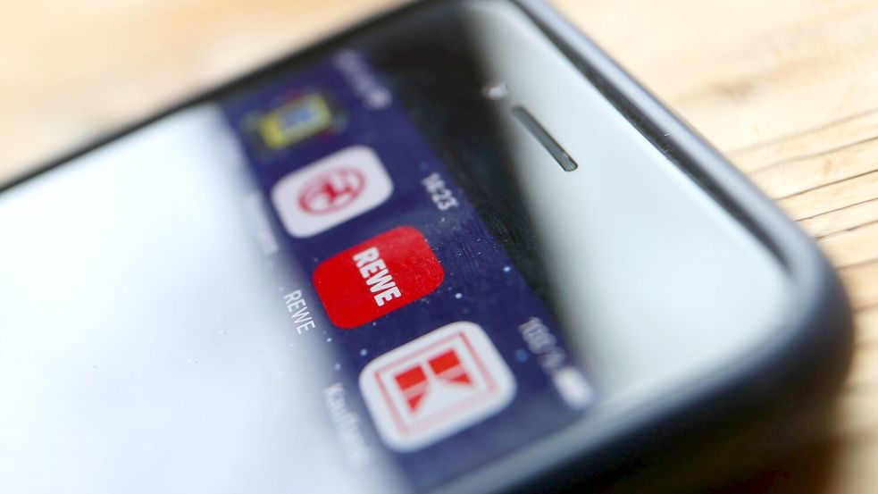 Verbraucher sollen nach dem Willen der Grünen im Bundestag per App die günstigsten Lebensmittel finden können. (Symbolbild) Foto: picture alliance/dpa