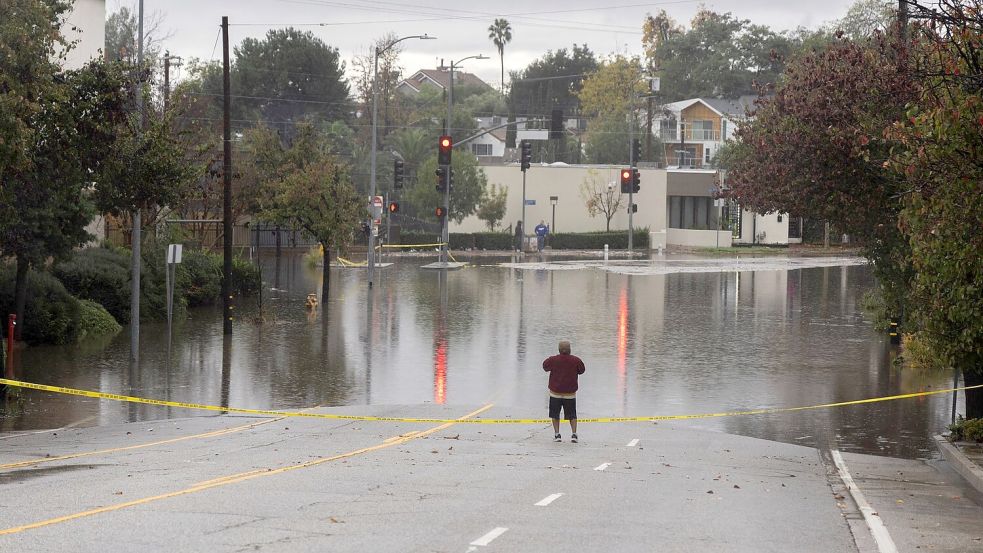 Schwere Unwetter sorgen im Süden Kaliforniens für Überschwemmungen. Foto: Matthew Hoen