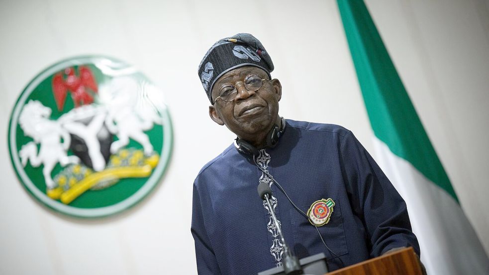 Nigerias Präsident Tinubu war früheren Drohungen Trumps entgegengetreten. (Archivbild) Foto: Bernd von Jutrczenka/dpa
