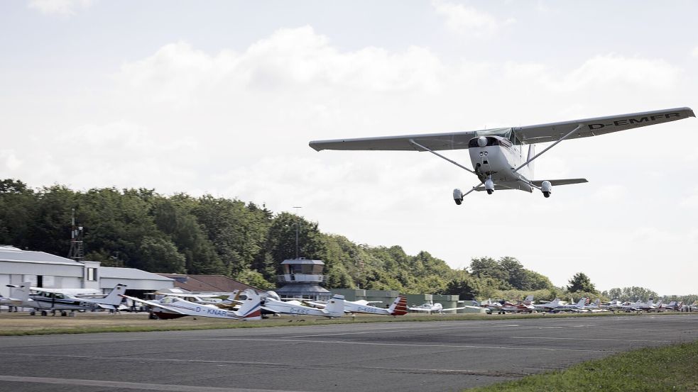 Trotz des Flugplatzes in der Atterheide bleiben in unserer Zufriedenheitsumfrage Höhenflüge aus: Osnabrück-Atter landet lediglich in den „Flop drei“. Foto: David Ebener