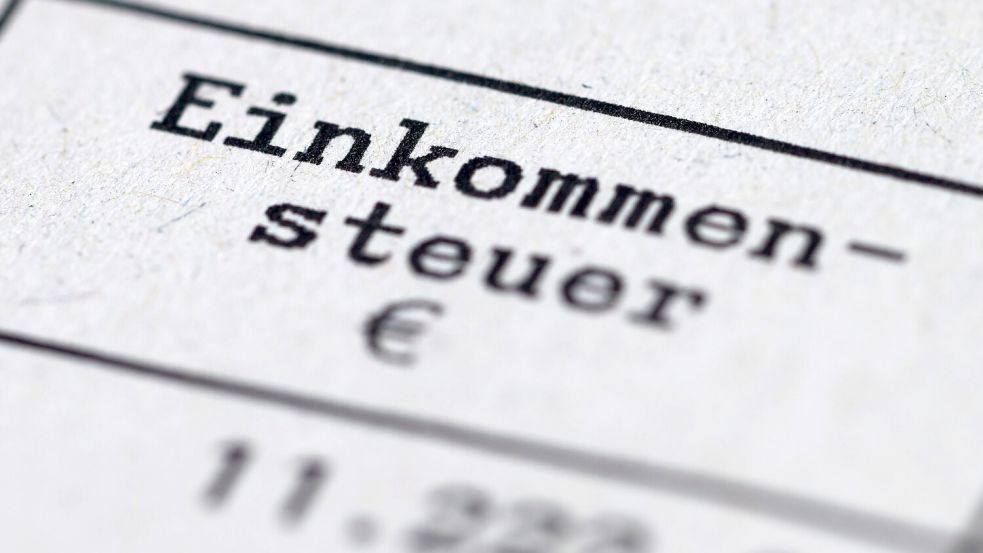 Über 80 Prozent der deutschen Unternehmen finden laut einer Befragung des Ifo-Instituts im Auftrag der Stiftung Familienunternehmen auch die Steuern für ihre Arbeitnehmer zu hoch. (Symbolbild) Foto: Robert Michael