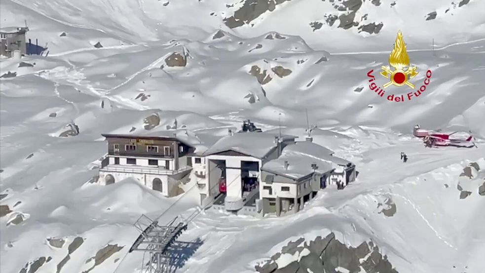 Die betroffene Seilbahn stammt ursprünglich aus dem Jahr 1962, war jedoch Anfang 2023 umfassend modernisiert worden. Foto: -/Vigili del Fuoco/dpa