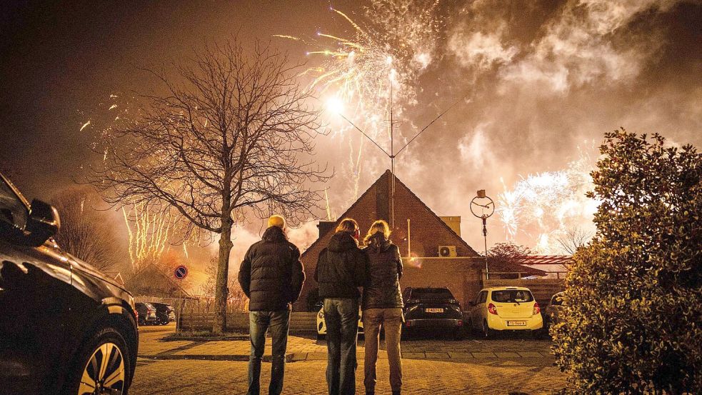 Zum letzten Mal durften die Menschen in den Niederlanden in der Silvesternacht Böller und Raketen zünden. Foto: Jeffrey Groeneweg