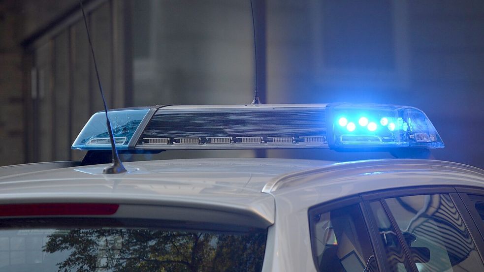 Die Polizei ermittelt nach einem Leichenfund in Emden. Symbolfoto: Pixabay