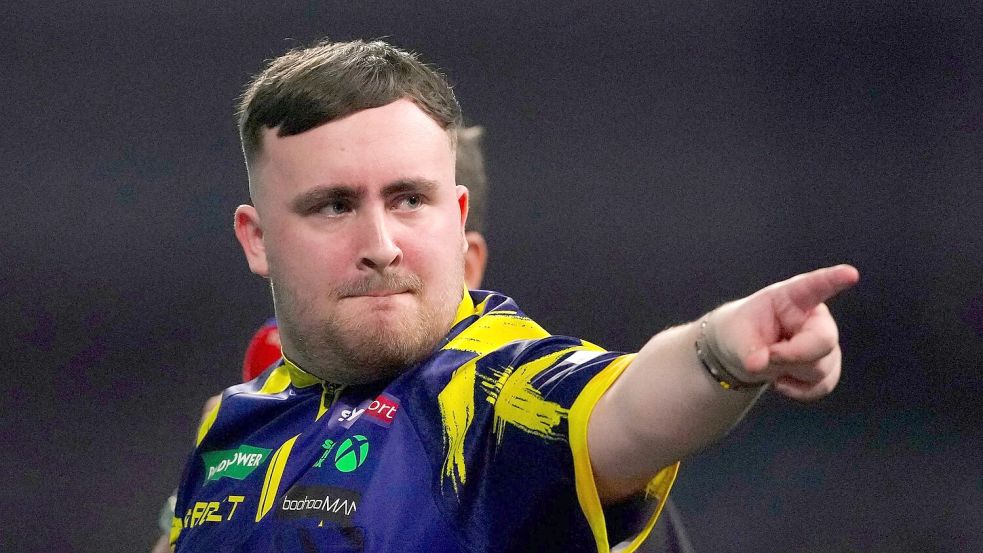 Luke Littler steht erneut im WM-Finale Foto: Dave Shopland/AP/dpa