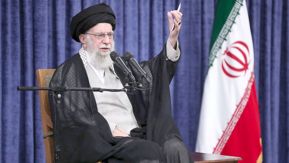 Irans oberster Führer Chamenei fordert harte Maßnahmen gegen die „Unruhestifter“, die er als Feinde des Landes bezeichnet. (Archivbild) Foto: Uncredited/Office of the Iranian