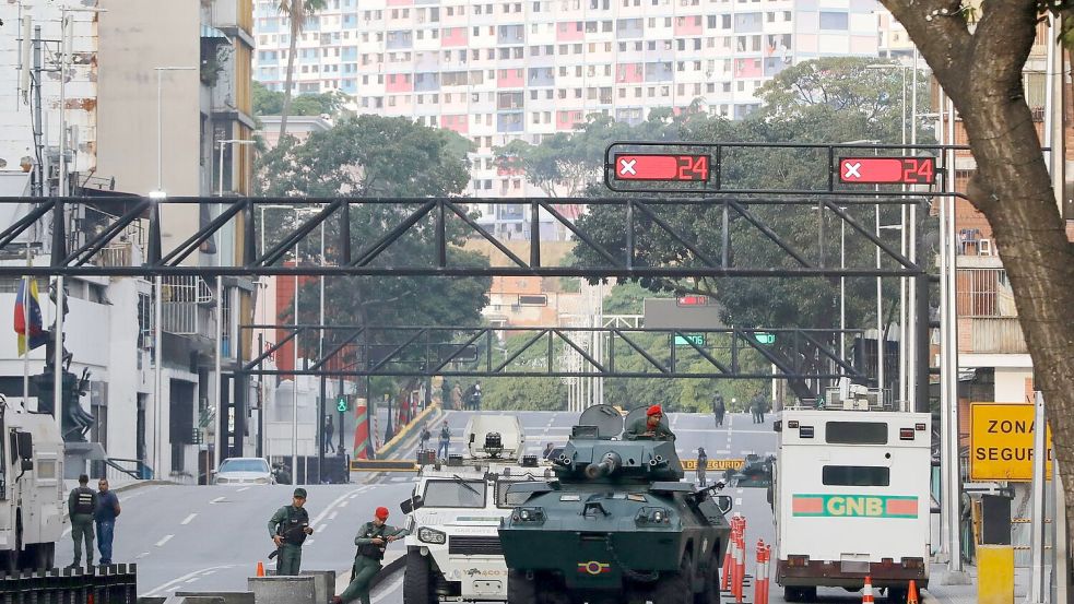 Die USA haben Militärschlage in Venezuela ausgeführt. Foto: Cristian Hernandez/AP/dpa