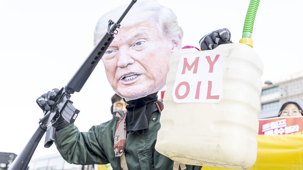 Anti-Donald-Trump-Protest: Der US-Coup in Venezuela sorgt international für Aufsehen. Foto: IMAGO/Suh Jeen Moon