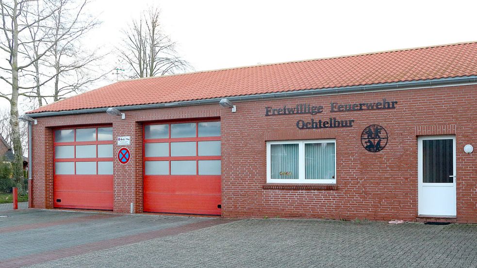 Das Gebäude der Freiwilligen Feuerwehr in Ochtelbur ist alt und zu klein. Foto: Romuald Banik