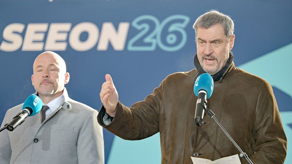 CSU-Chef Söder und Landesgruppenchef Hoffmann (links) fordern wie CDU-Chef Merz eine klare Priorität der Regierungsarbeit auf Wirtschaftswachstum. Foto: Malin Wunderlich