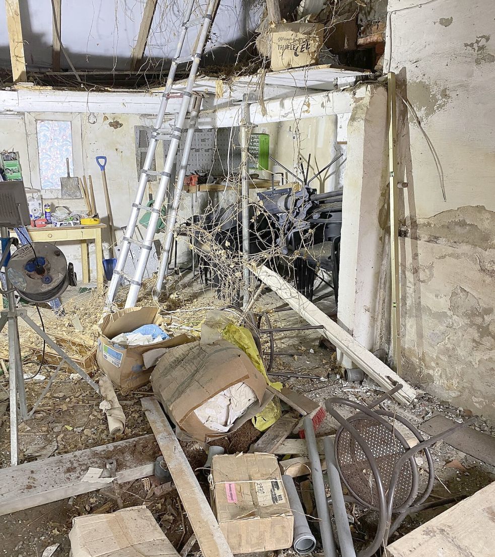 So sah es in dem Haus vor den Umbauarbeiten aus. Es stand drei Jahre leer und verfiel langsam. Foto: privat
