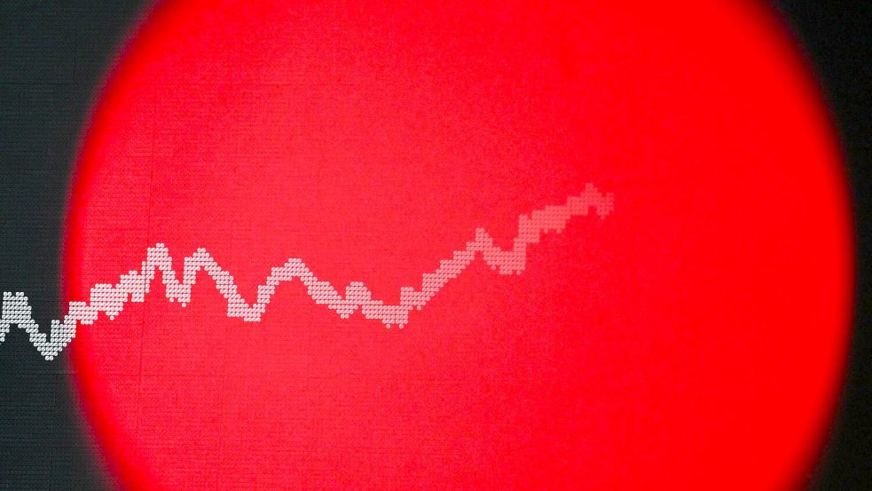 Das deutsche Börsenbarometer bleibt auf Rekordkurs. (Archivbild) Foto: Arne Dedert