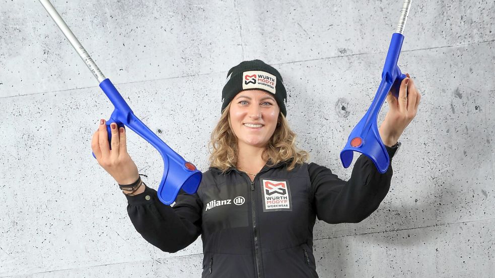 Ist ihre Krücken wieder los: Snowboarderin Ramona Hofmeister. (Archivbild) Foto: Karl-Josef Hildenbrand