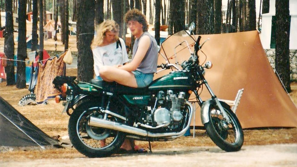 1991 erfüllten sich Holger Peters und seine heutige Ehefrau Sonja einen großen Traum - eine Tour über mehrere 1000 Kilometer Richtung Portugal. Die Kawasaki war damals noch grün.