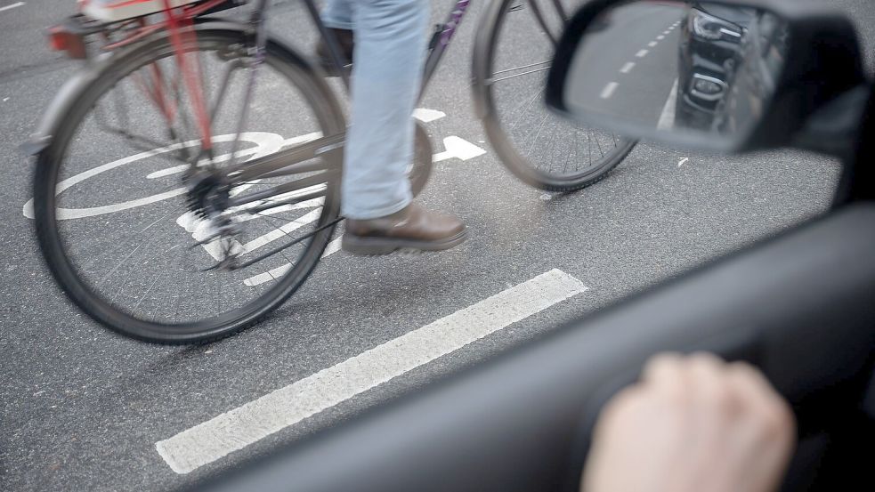 Die Gefahr durch Dooringunfälle wird in der Regel unterschätzt. (Archivfoto) Foto: Sebastian Gollnow