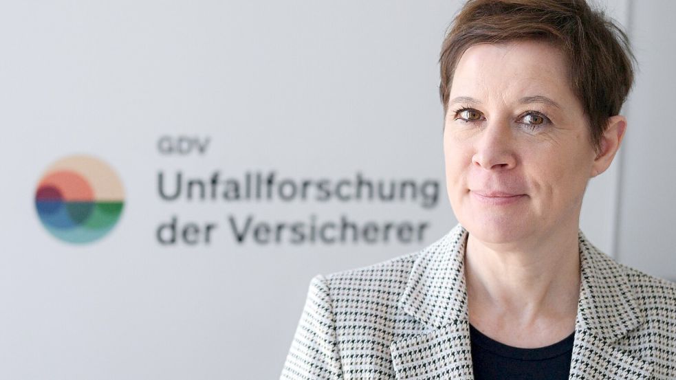 Verkehrssicherheitsexpertin Kirstin Zeidler wünscht sich mehr Aufmerksamkeit für das Risiko durch Dooringunfälle. (Archivfoto) Foto: Jens Kalaene