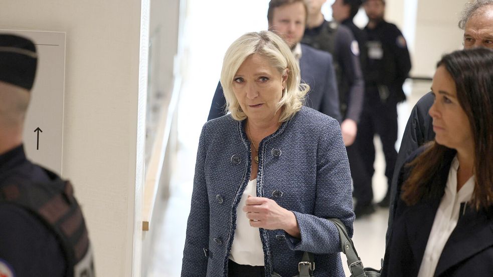 Am 31. März 2025 hat ein Strafgericht in Paris die dreifache Präsidentschaftskandidatin des Rassemblement National (RN) schuldig gesprochen. Foto: IMAGO/ABACAPRESS