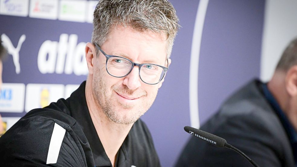 Markus Gaugisch bleibt Bundestrainer der deutschen Handballerinnen. Foto: Sina Schuldt