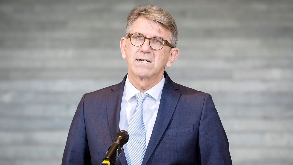 Kulturstaatsminister Wolfram Weimer sieht Chancen auf eine Demokratisierung in Venezuela. (Archivbild) Foto: Christoph Soeder/dpa