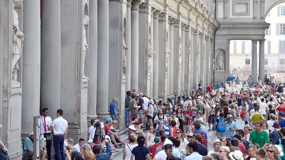 Das bei Touristen aus aller Welt beliebte Florenz geht bereits gegen die Keyboxes vor. (Archivbild) Foto: Maurizio Degl’innocenti/AP/dpa