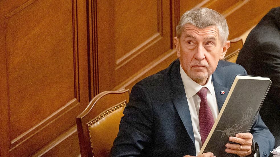 Ein Gericht hat einen Rentner verurteilt, der den jetzigen tschechischen Regierungschef Andrej Babis im Wahlkampf attackiert hatte. (Archivbild) Foto: Deml Ondøej/CTK/dpa