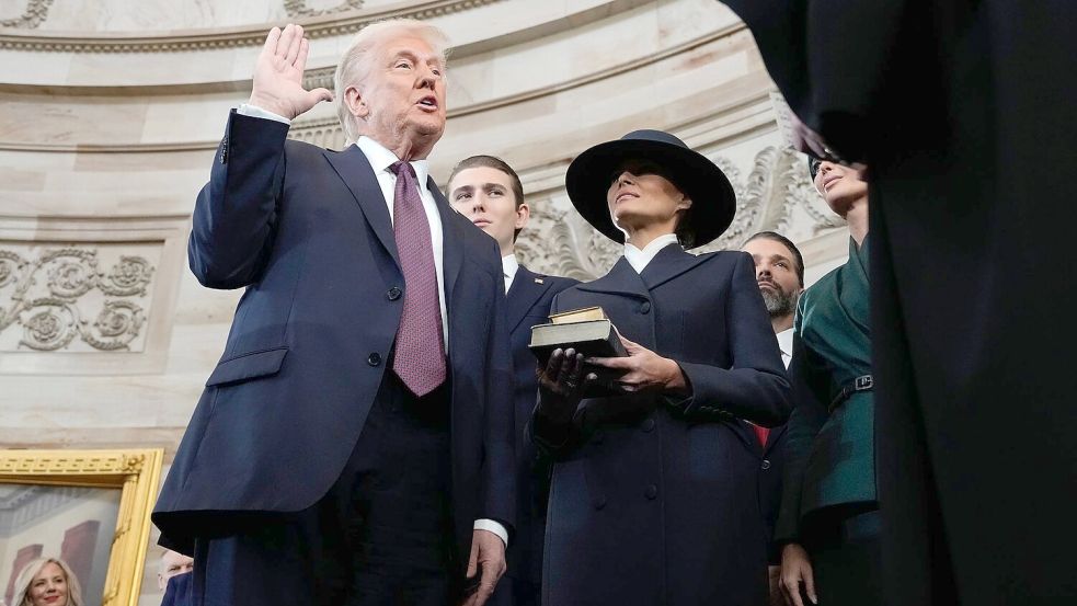 Das erste Jahr seiner zweiten Amtszeit hat Trump hinter sich gebracht. (Archivbild) Foto: Morry Gash/AP Pool/AP/dpa