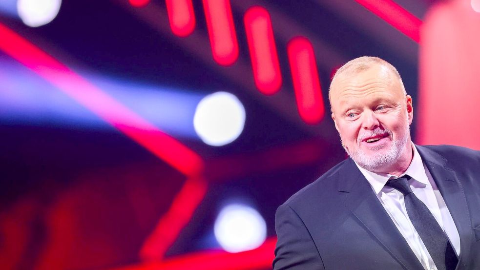 Zusammen mit Barbara Schöneberger übernimmt Entertainer Stefan Raab eine neue Samstagabend-Show. (Archivbild) Foto: Rolf Vennenbernd
