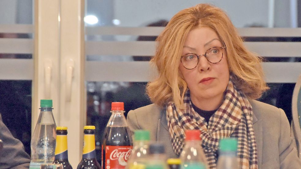 Nach gut vier Jahren im Amt muss Gisela Riesebeck (hier in der Ratssitzung im November 2025) den Posten der Bürgermeisterin von Leezdorf abgeben. Fotos: Thomas Dirks