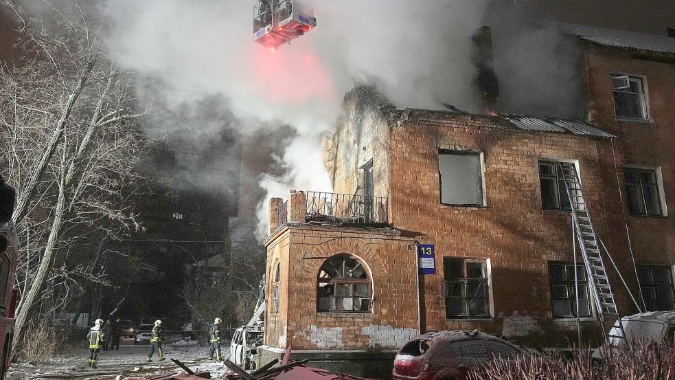 Russland schießt weiter auf die Ukraine. Auch auf Kiew. (Archivbild) Foto: Efrem Lukatsky/AP/dpa