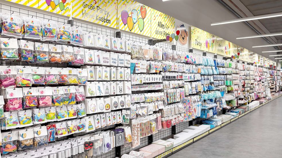 Bei Tedi gibt es Non-Food-Produkte wie Haushalts- und Schreibwaren, Party- und Geschenkartikel, Bastel- und Dekoartikel. Foto: Tedi