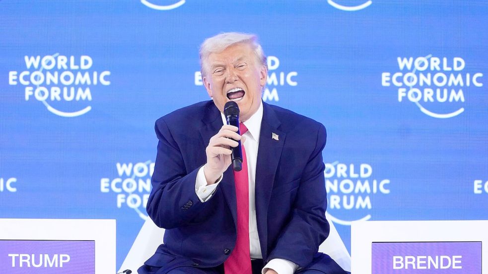 US-Präsident Donald Trump spricht rund 70 Minuten in Davos. Foto: Markus Schreiber/AP/dpa