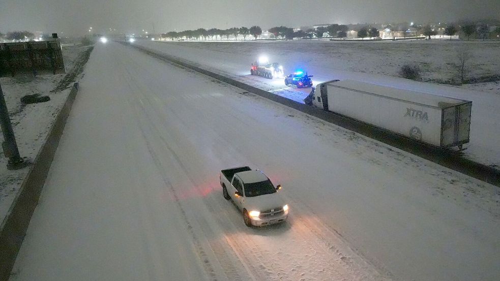 Das heftige Winterwetter trifft die Menschen in den USA hart. Foto: Julio Cortez/AP/dpa
