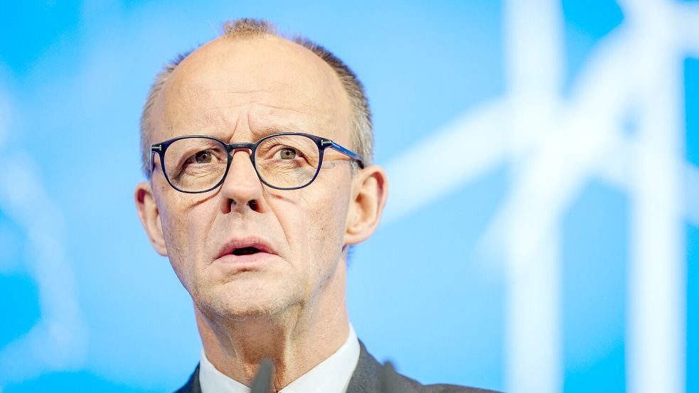 Bundeskanzler Friedrich Merz besuchte am Montag den Nordsee-Gipfel in Hamburg. Foto: dpa/Kay Nietfeld