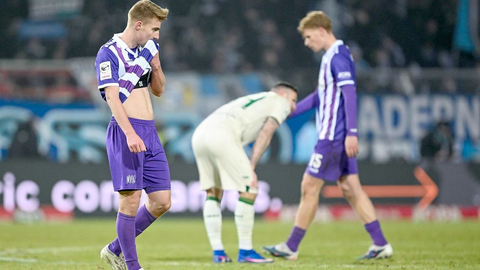 Frustriert und enttäuscht: Fridolin Wagner vom VfL Osnabrück nach dem Abpfiff beim 1:1 gegen 1860 München. Foto: Michael Titgemeyer