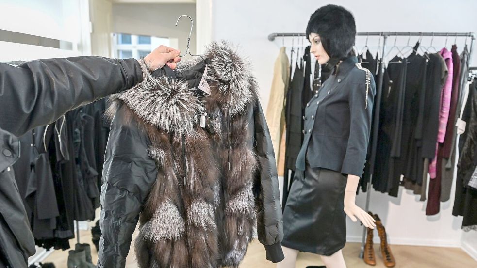 Pelze sind wieder salonfähig - vor allem, wenn es gebrauchte Stücke sind. Foto: Jens Kalaene