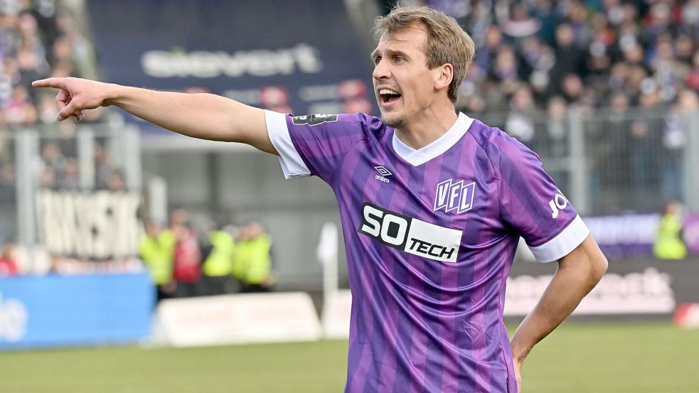 Er weiß, wo es langgeht: Der zweitälteste Spieler des VfL Osnabrück ist Robert Tesche, der in seiner vierten Saison an der Bremer Brücke ist. Foto: Helmut Kemme
