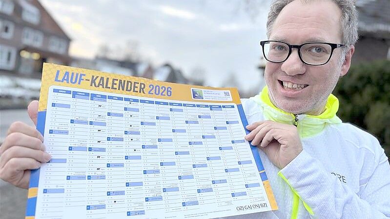 Ab sofort gibt es den Lauf-Kalender in den Media Stores dieser Zeitung. Foto: Marion Janßen