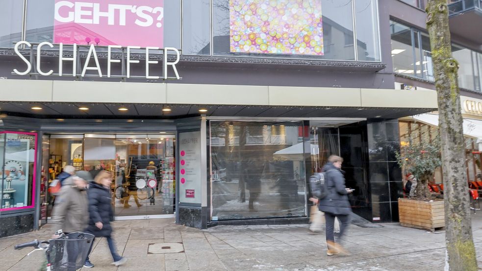 Das Bekleidungsgeschäft Mango hat nach über zwei Jahrzehnten seine Räume am Osnabrücker Nikolaiort verlassen. Foto: Jörn Martens