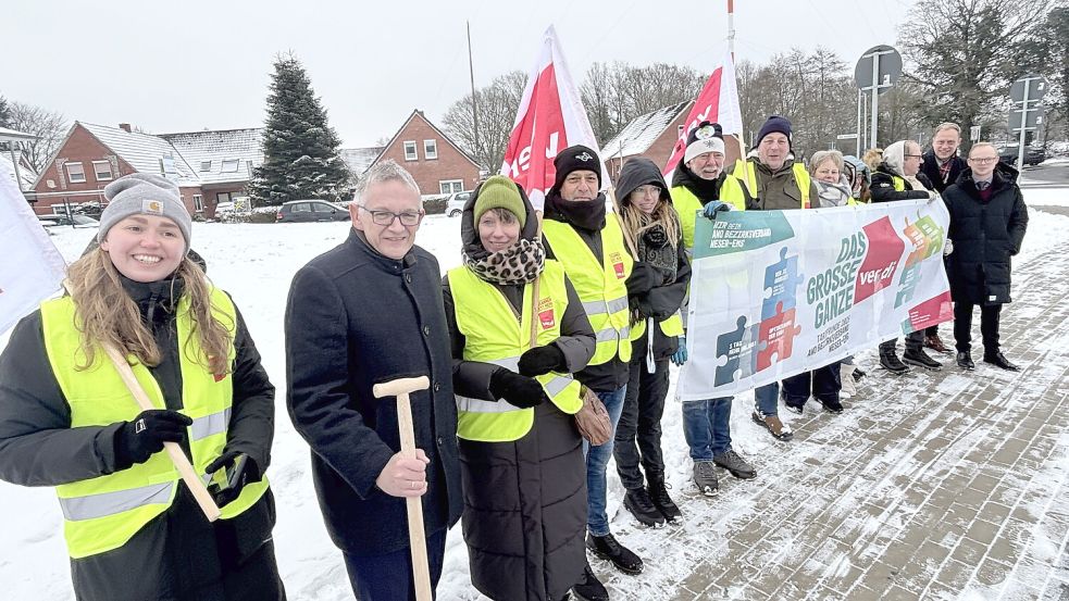 Gewerkschafter machten auf ihre Forderungen in der Tarifrunde aufmerksam. Foto: Aiko Recke