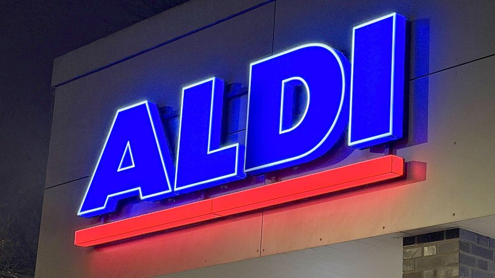 Auch beim Transport mahnt der Lebensmittel-Discounter Aldi zur Vorsicht. Foto: IMAGO/Stephan Wallocha