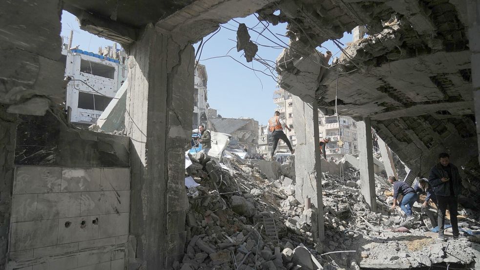 Zerstörte Häuser im Gazastreifen. (Archivbild) Foto: Jehad Alshrafi/AP/dpa