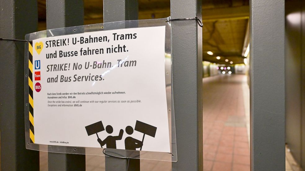 In Berlin fuhren etwa tagelang die Straßenbahnen nicht wegen eingefrorener Oberleitungen, nun folgt ein Warnstreik im Nahverkehr. Foto: Sebastian Christoph Gollnow/dpa