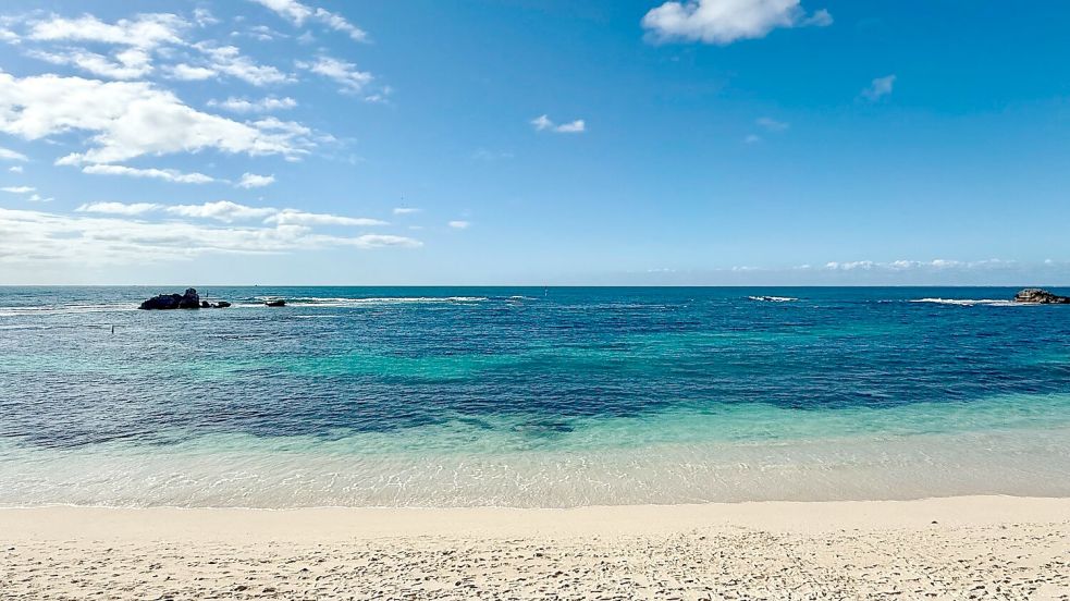 Vier Stunden lang schwamm ein 13-Jähriger im Meer vor Westaustralien, um seine Familie zu retten. (Archivbild) Foto: Carola Frentzen