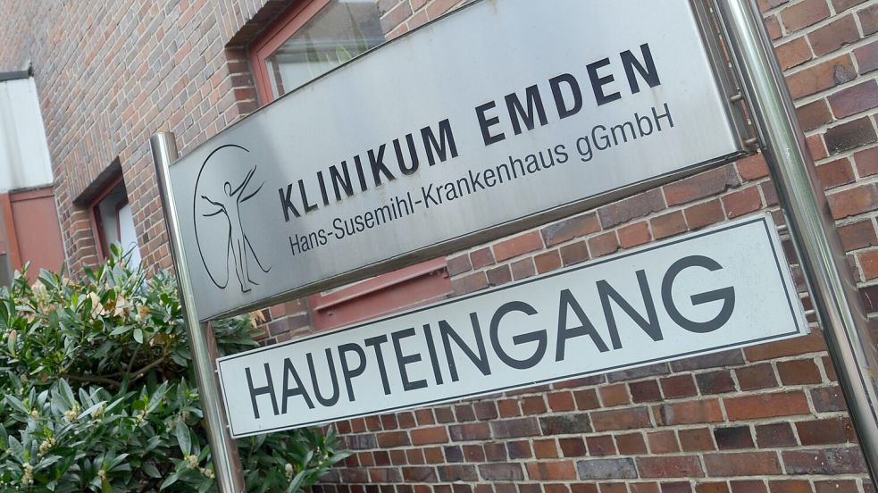 Diesmal war vor allem das Emder Krankenhaus von Glätteunfällen betroffen. Foto: Aiko Recke